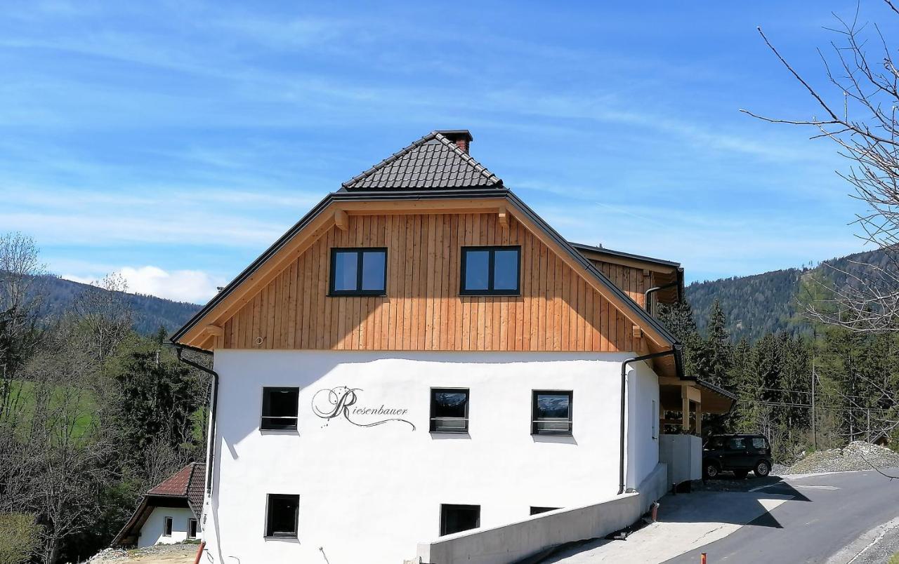 Riesenbauer Apartment Zeutschach ภายนอก รูปภาพ